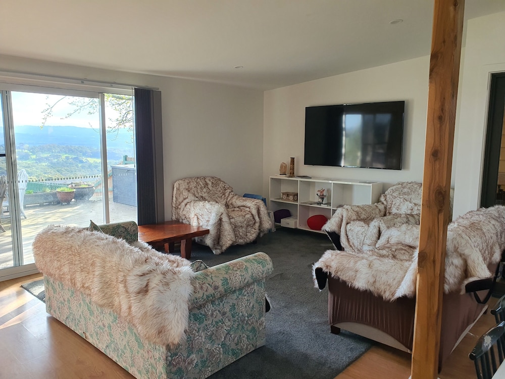 Panoramic Cottage, 2 Bedrooms, Valley View, Courtyard Area photo 3