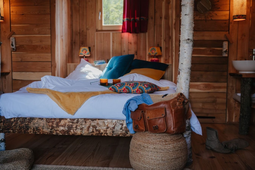 Standard Cabin, Private Bathroom, Mountain View photo 3