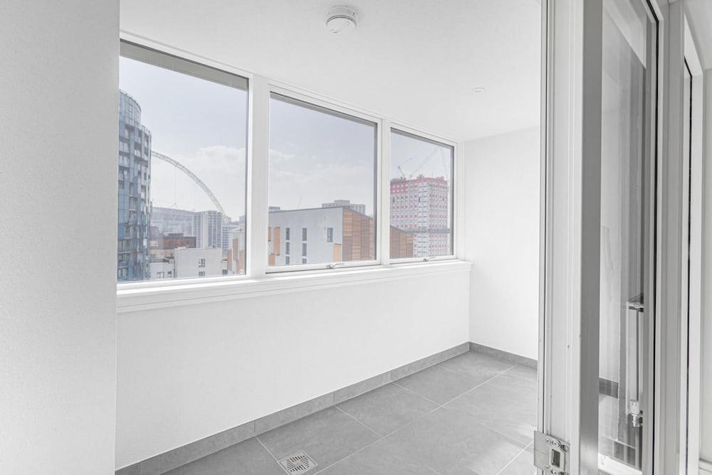 Apartment photo 2