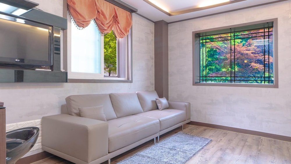 Basic Room, 1 Bedroom (pensyeonhyeonggeullaemping1(ondol)) - Photo 19