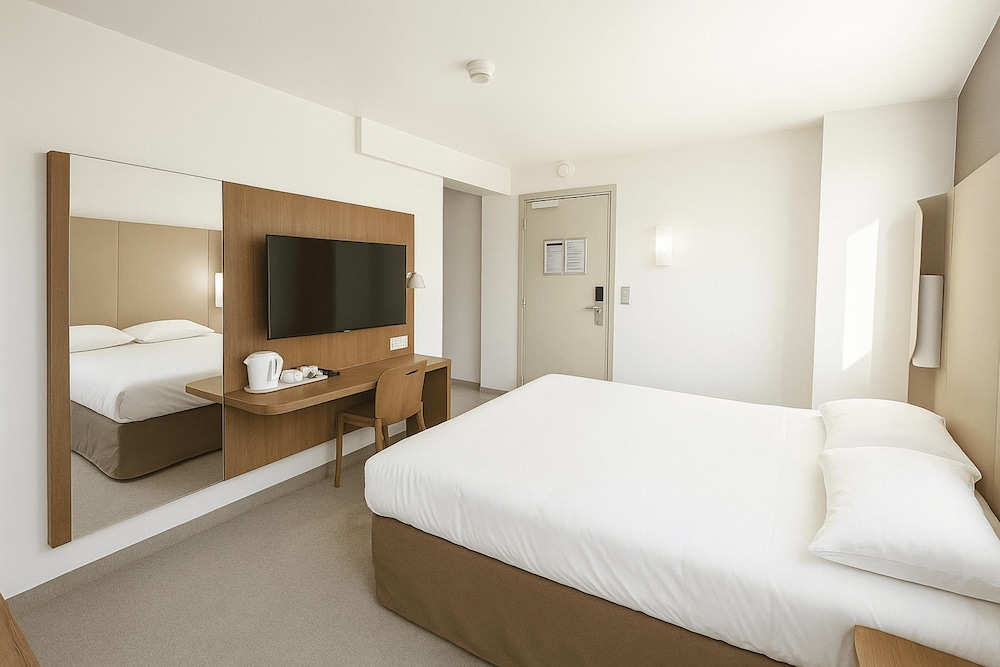 Standard Studio, 1 Queen Bed - Photo 7
