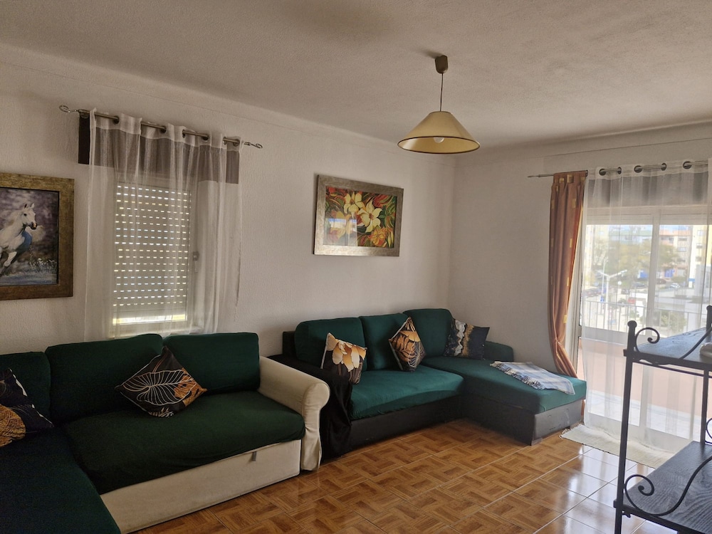 Apartment, Smoking