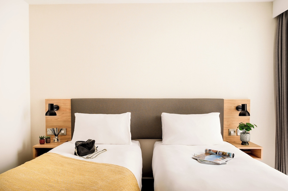 Standard Room, 2 Twin Beds - Photo 3