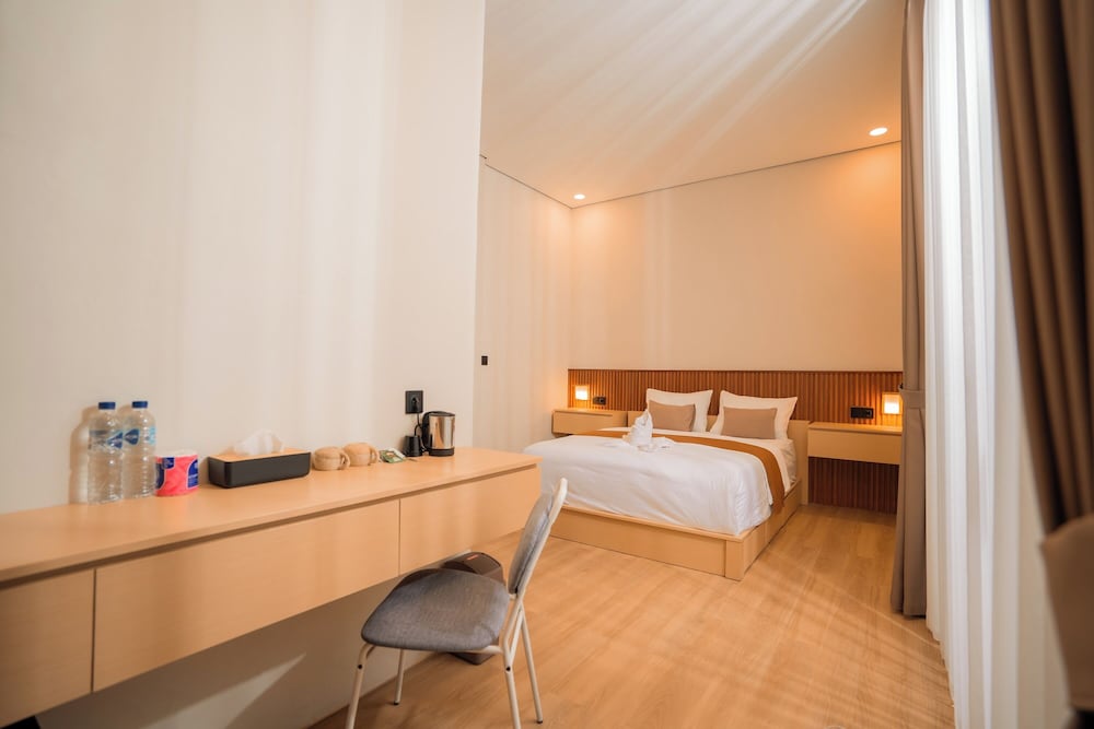 Deluxe Room, Balcony