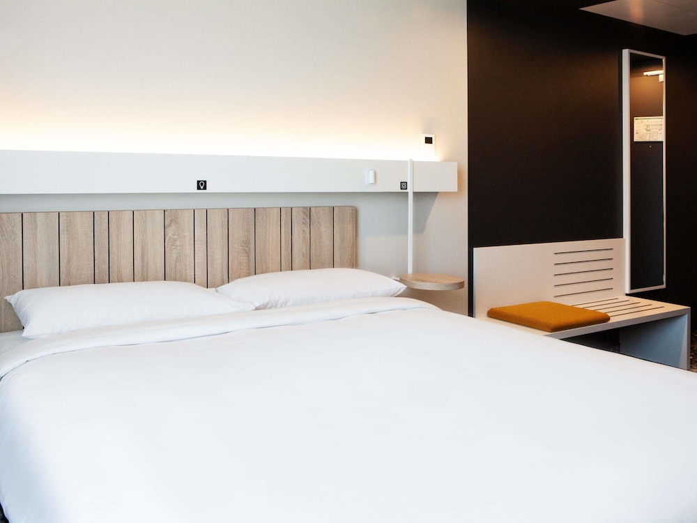 Standard Room photo 2