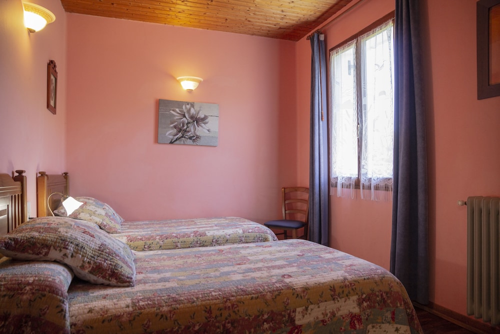 House, Multiple Bedrooms, Mountain View (Toki Ona 1) photo 2