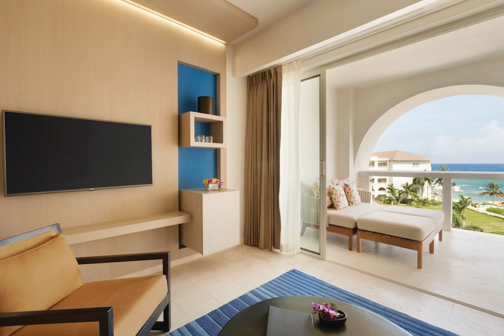 Ocean View Junior Suite King photo 2