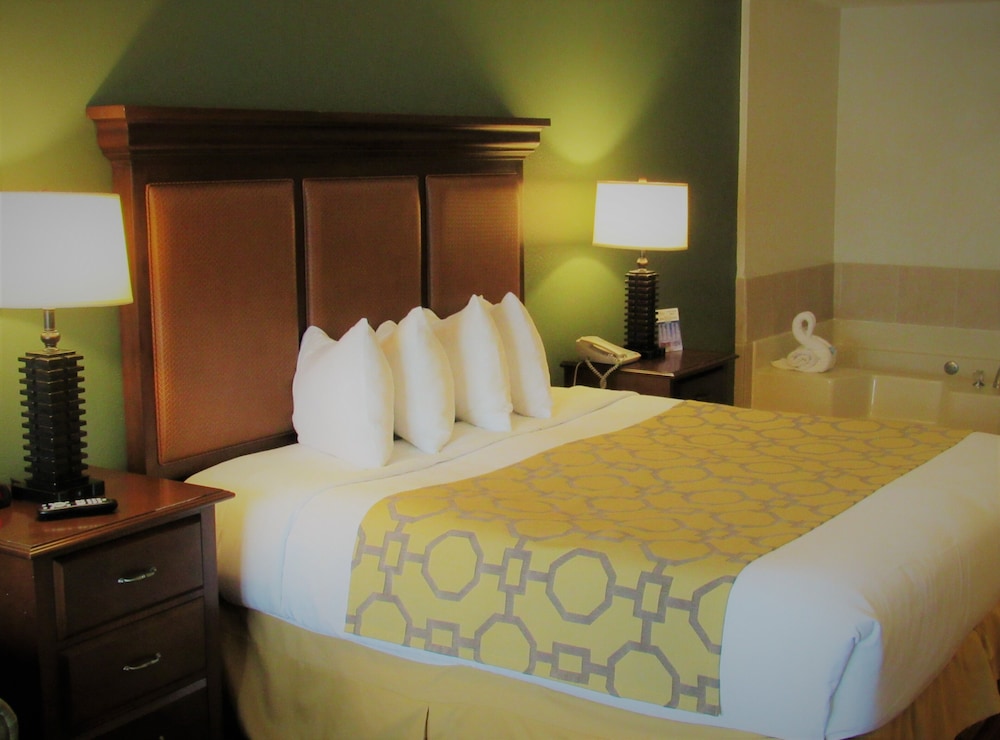 Honeymoon Suite, 1 King Bed with Sofa bed, Non Smoking, Hot Tub