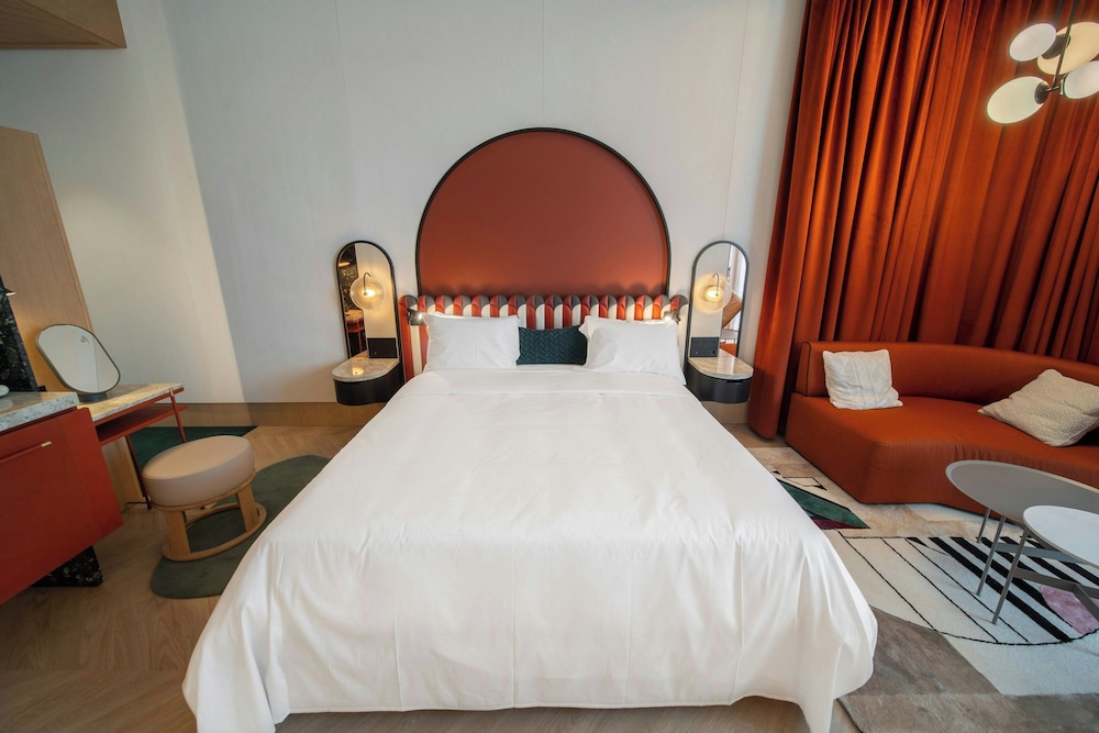 Horizon Room, 1 King Bed, Balcony