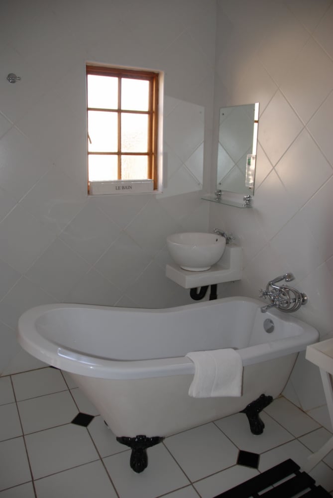Double Luxury Room with King sized bed photo 2