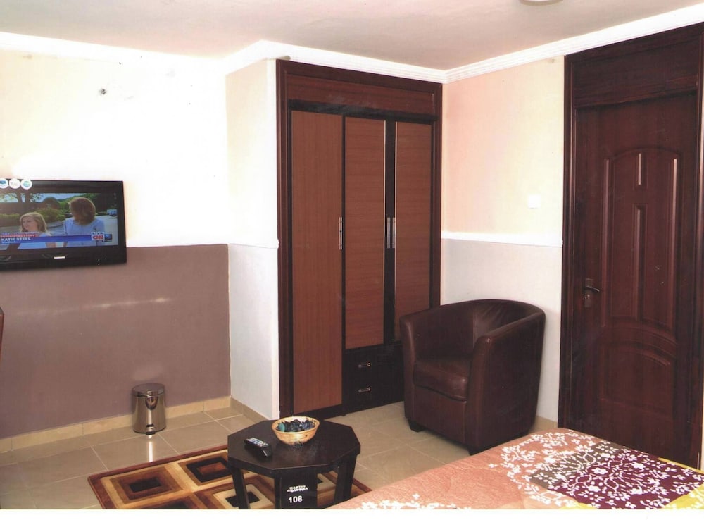 Economy Room photo 2