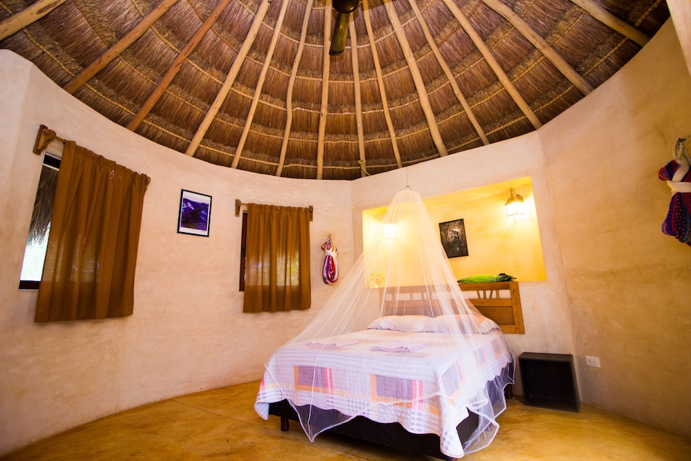 Standard Cabin, 1 Bedroom, Ensuite photo 2