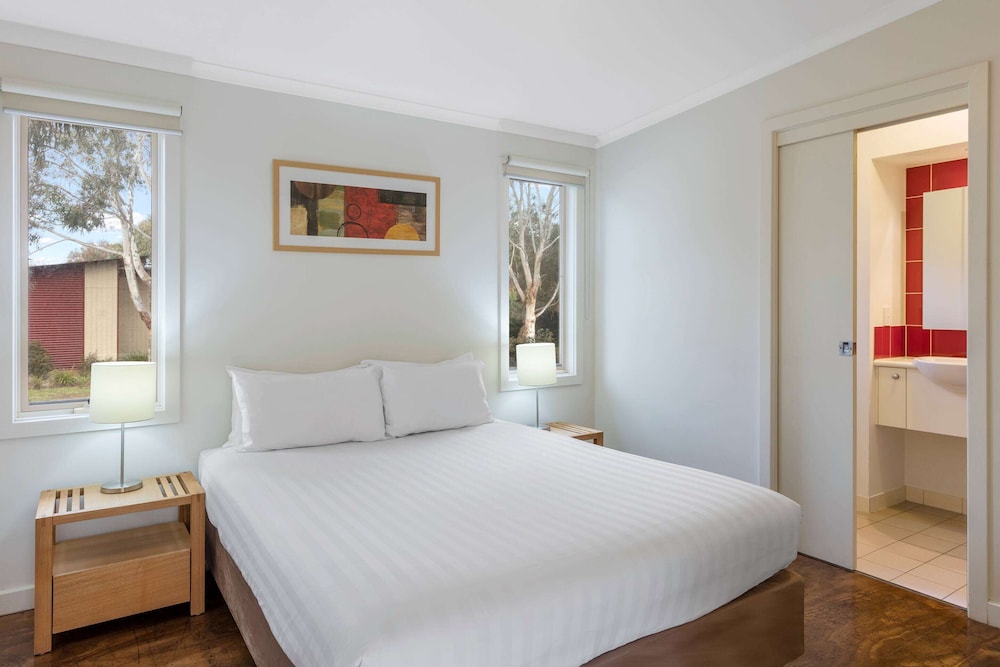 Three Bedroom Deluxe Villa photo 2