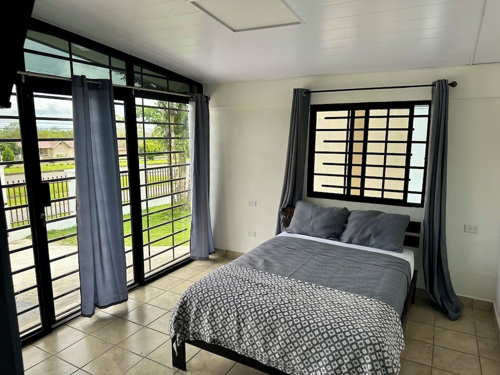 Double Room, Private Bathroom, Garden View photo 1