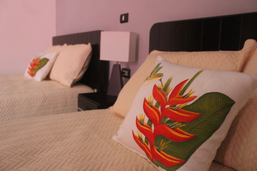 Double Room, 2 Double Beds, Non Smoking photo 1