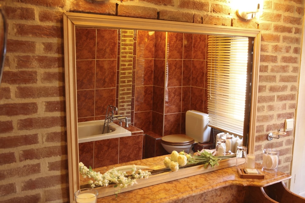 Comfort Double or Twin Room, Private Bathroom photo 3