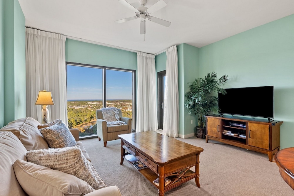 Suite, 1 Bedroom photo 2
