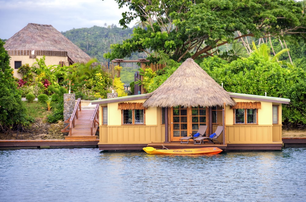 Edgewater Floating Bure