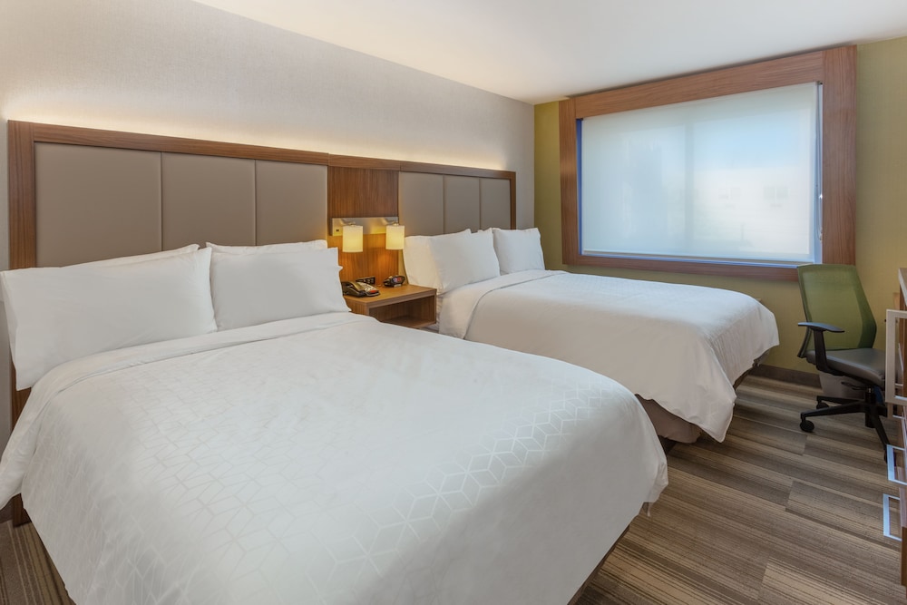 Standard Room, 2 Double Beds photo 1