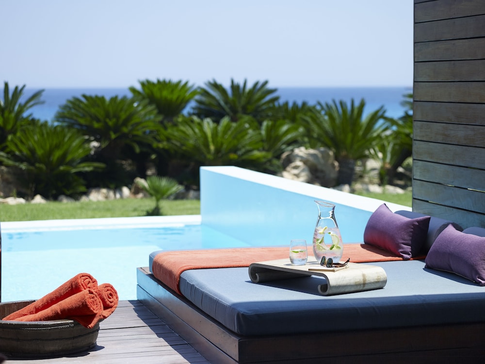 Suite, Private Pool, Sea View - Photo 7