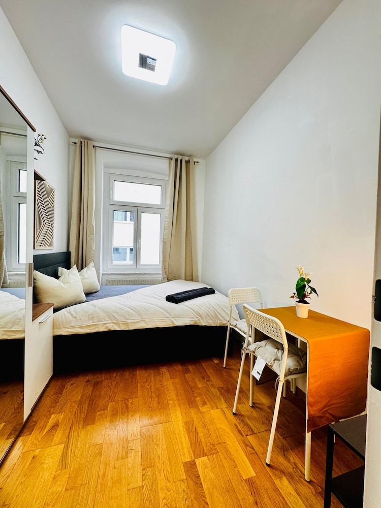 Basic Room