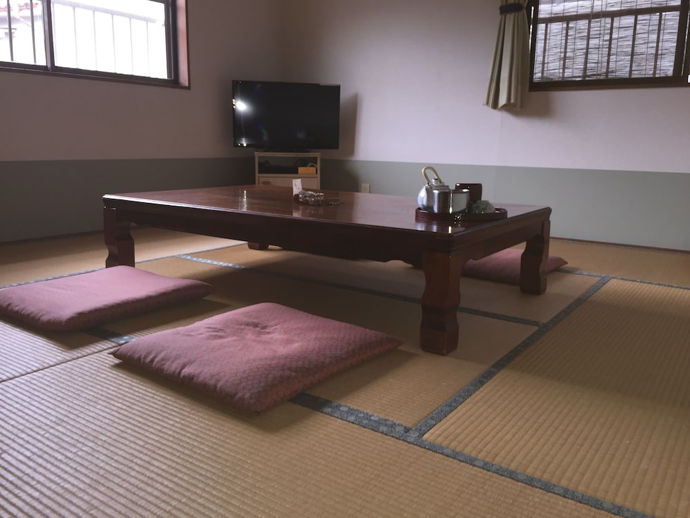 Basic Room photo 1