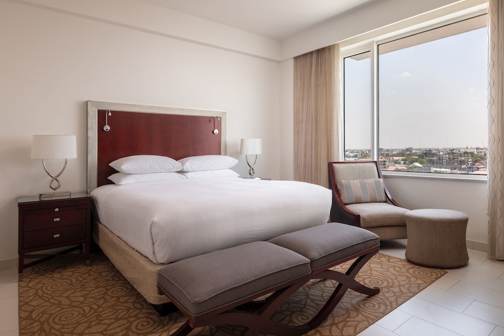 Executive Suite, 1 Bedroom, Ocean View (Executive Level) photo 2