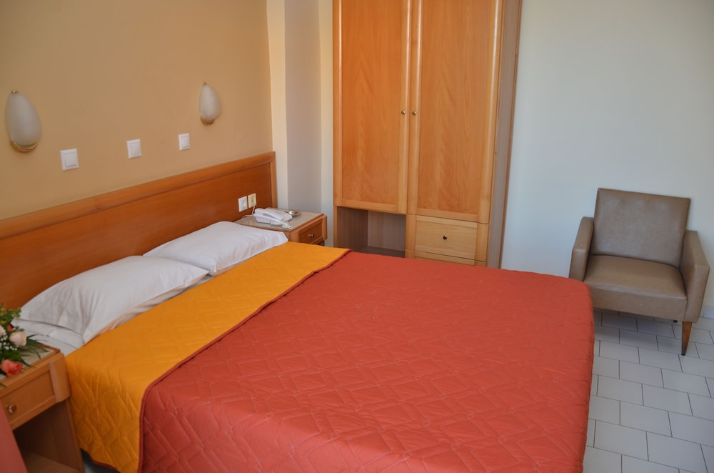 Double or Twin Room photo 1