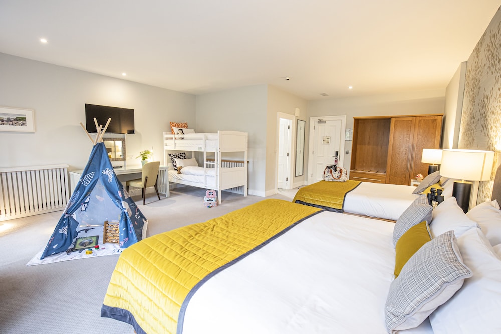 Family Quadruple Room photo 1