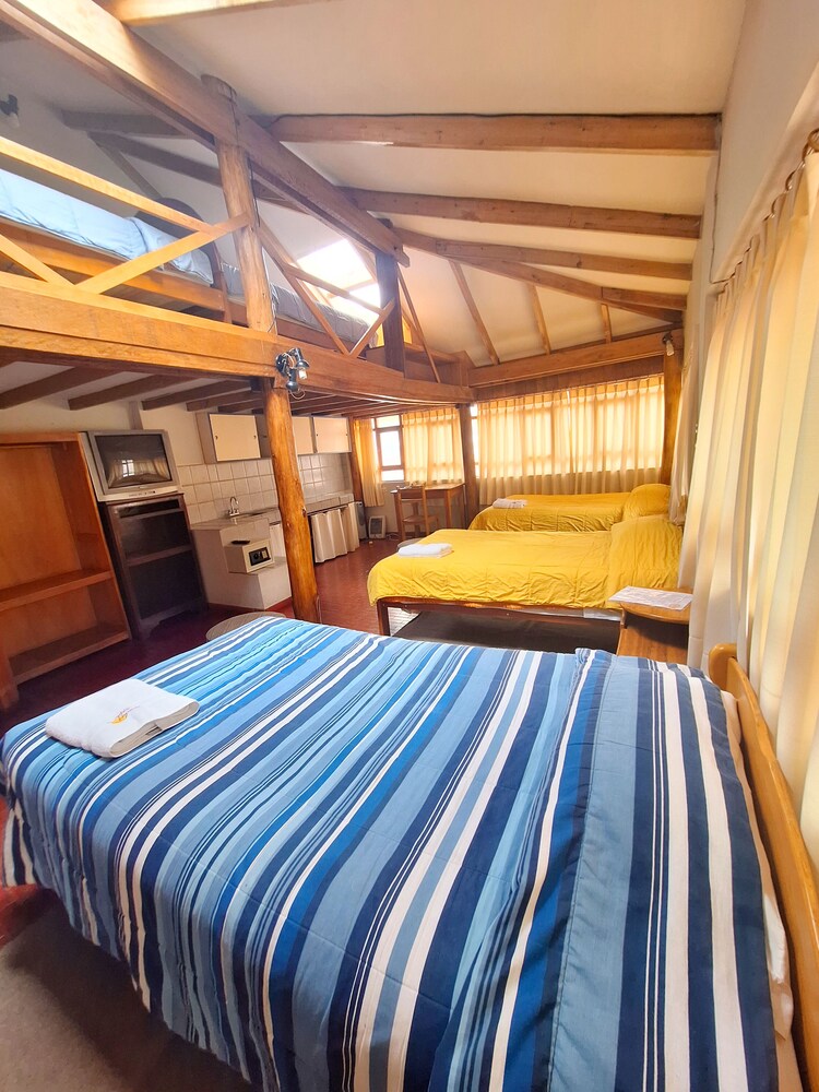 Family Room, 1 Bedroom