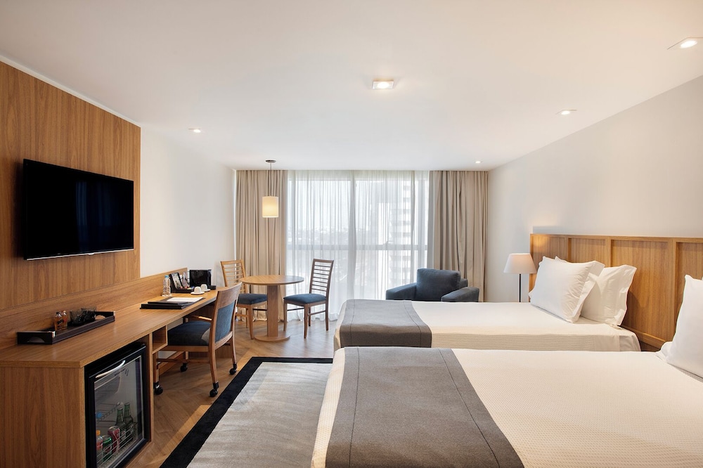 Luxury Twin Room - Photo 3