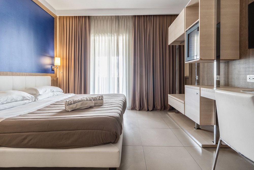 Economy Double or Twin Room