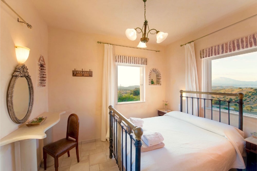 Family Villa, Multiple Beds, 2 Bathrooms, Garden Area (Villa Myrsini Crete)