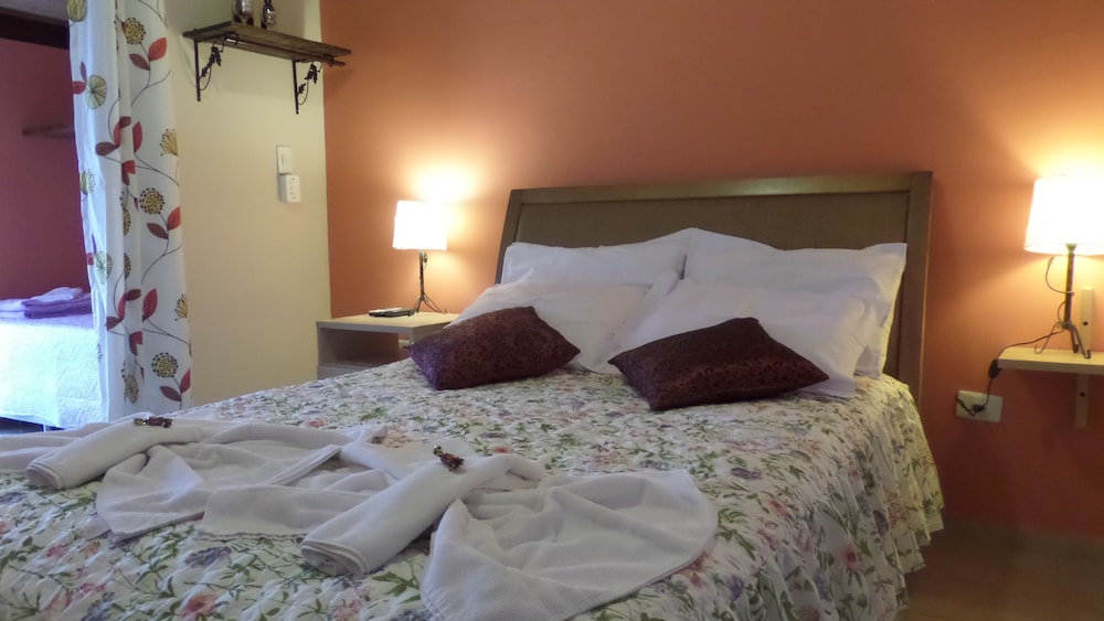 Deluxe Suite photo 1