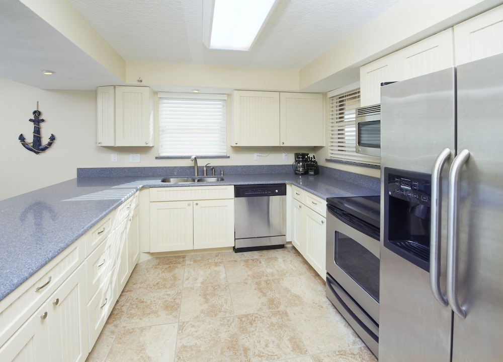 Premium Condo, 2 Bedrooms, Ocean View, Ground Floor photo 2