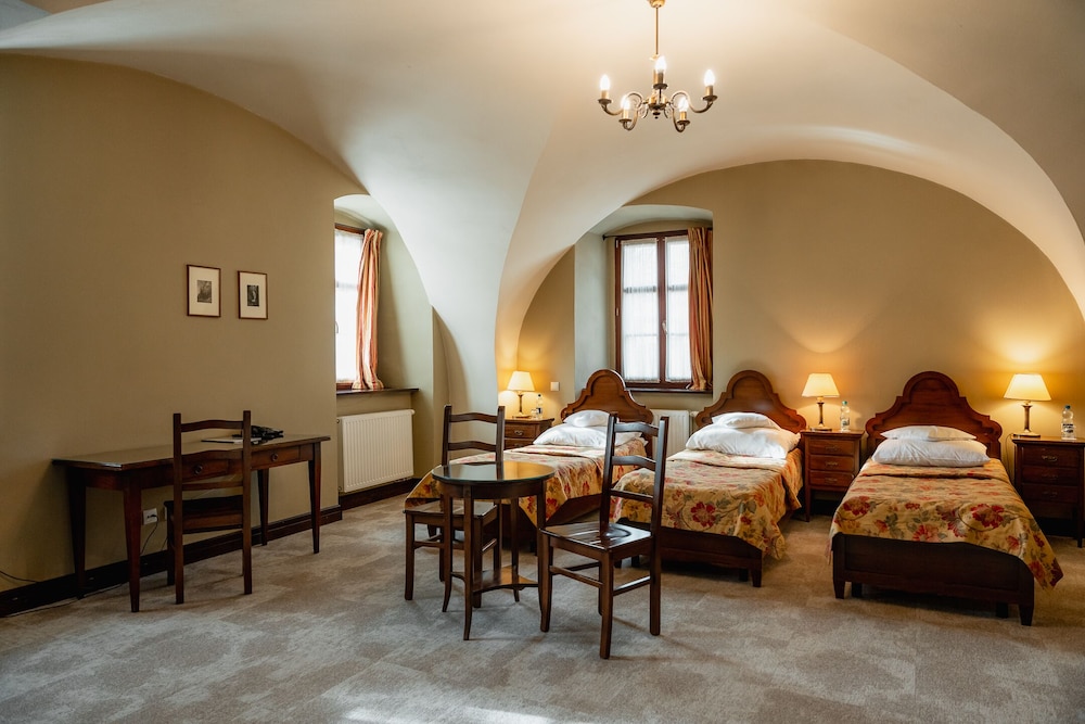 Standard Triple Room - Photo 6