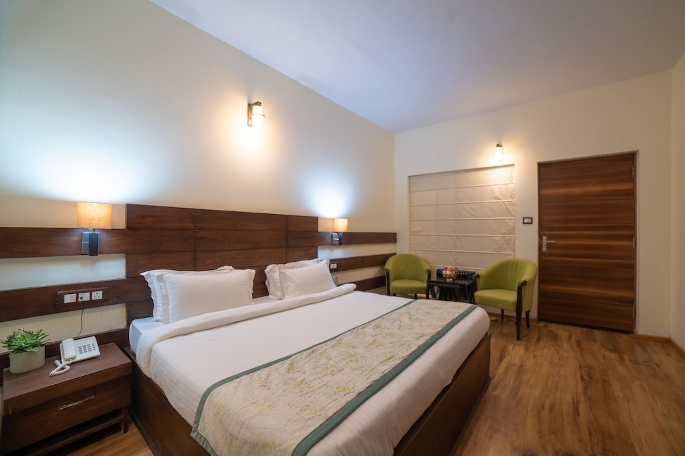 Luxury Three Bedroom Villa photo 1
