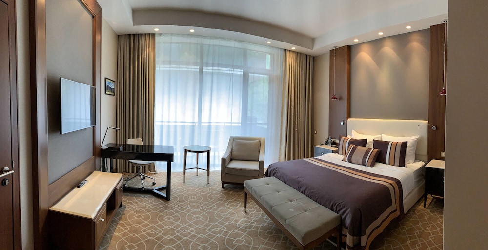 Economy Room, 1 King Bed