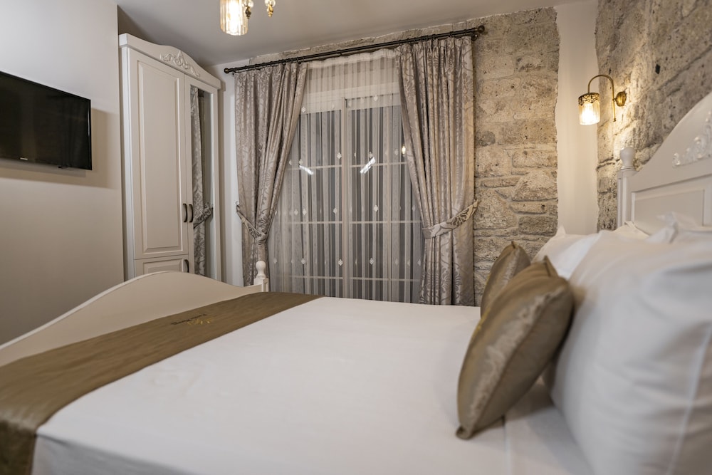 Deluxe Room (No Balcony) photo 2