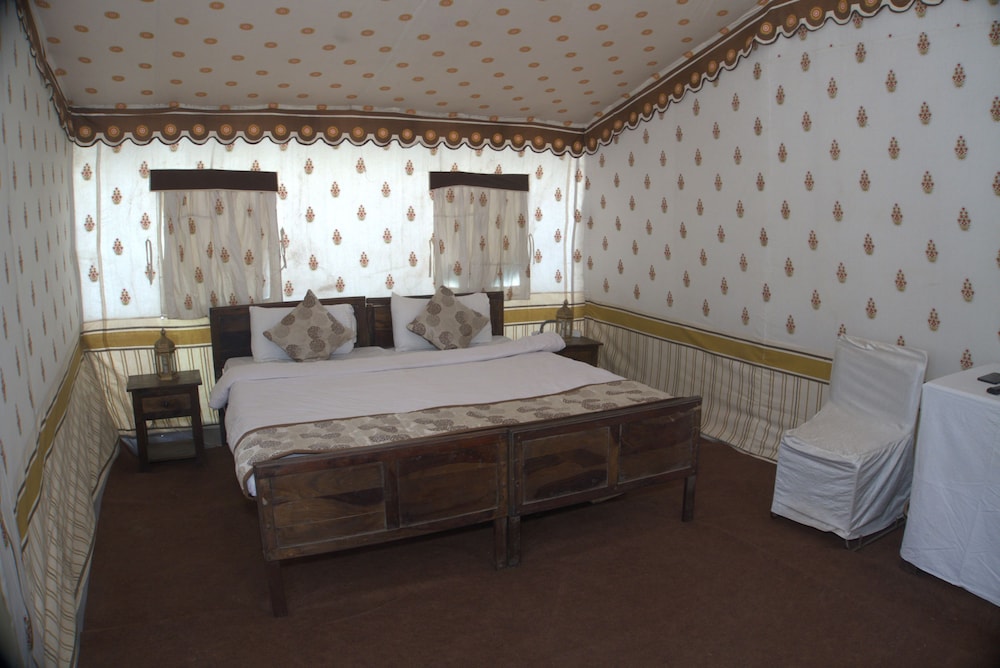 Deluxe Double Or Twin Room, 2 Twin Beds, Non Smoking, Private Bathroom