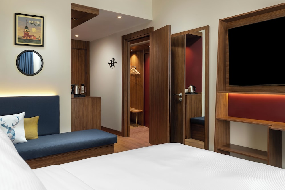Room, 1 Queen Bed, Connecting Rooms