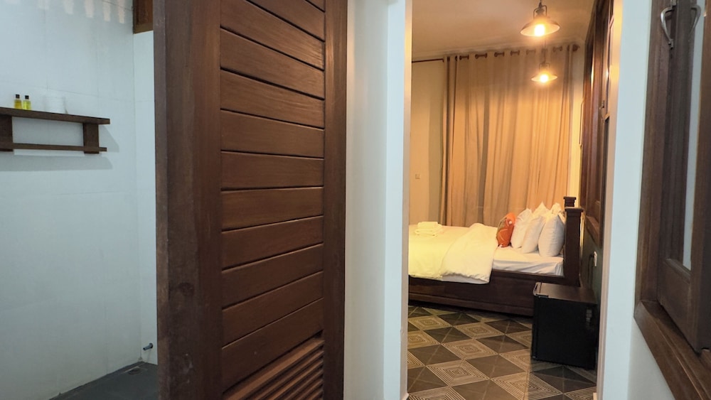Deluxe Double Room, 1 Bedroom - Photo 4