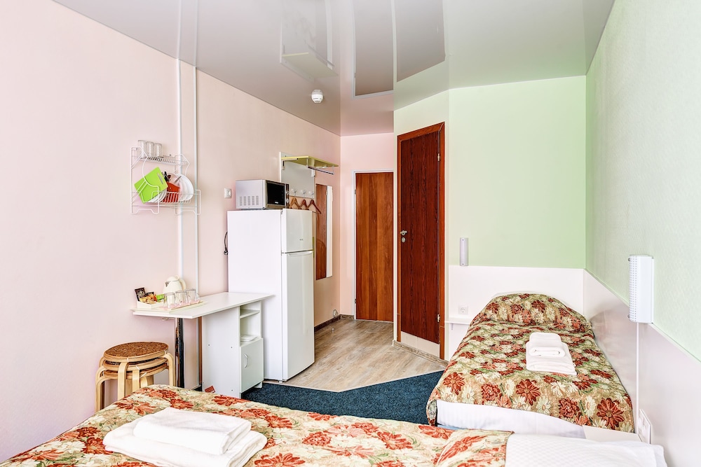 Classic Triple Room, No Windows