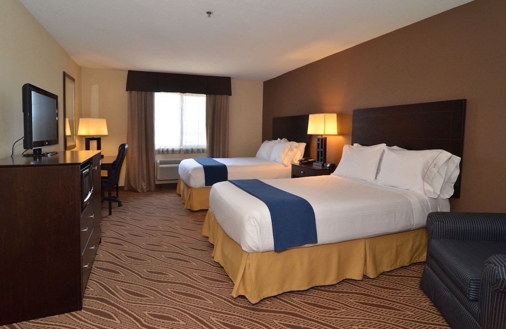 Standard Room, Multiple Beds photo 1
