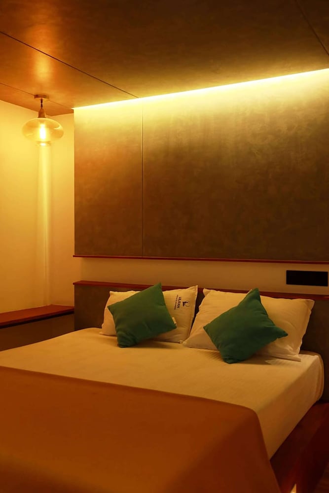 Premium Double Room - Photo 5