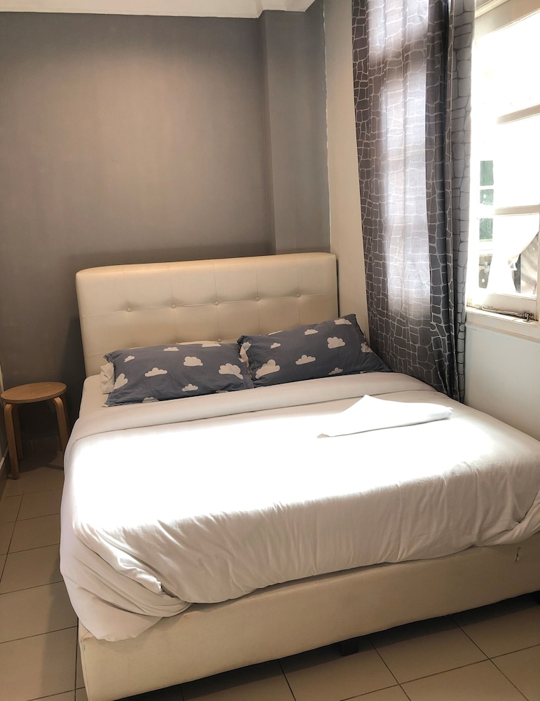 Triple Room with Private Bathroom photo 1