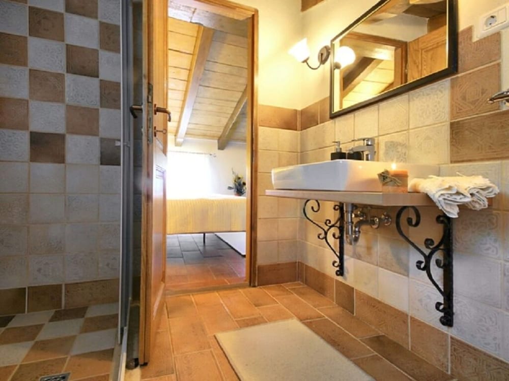 Villa photo 3