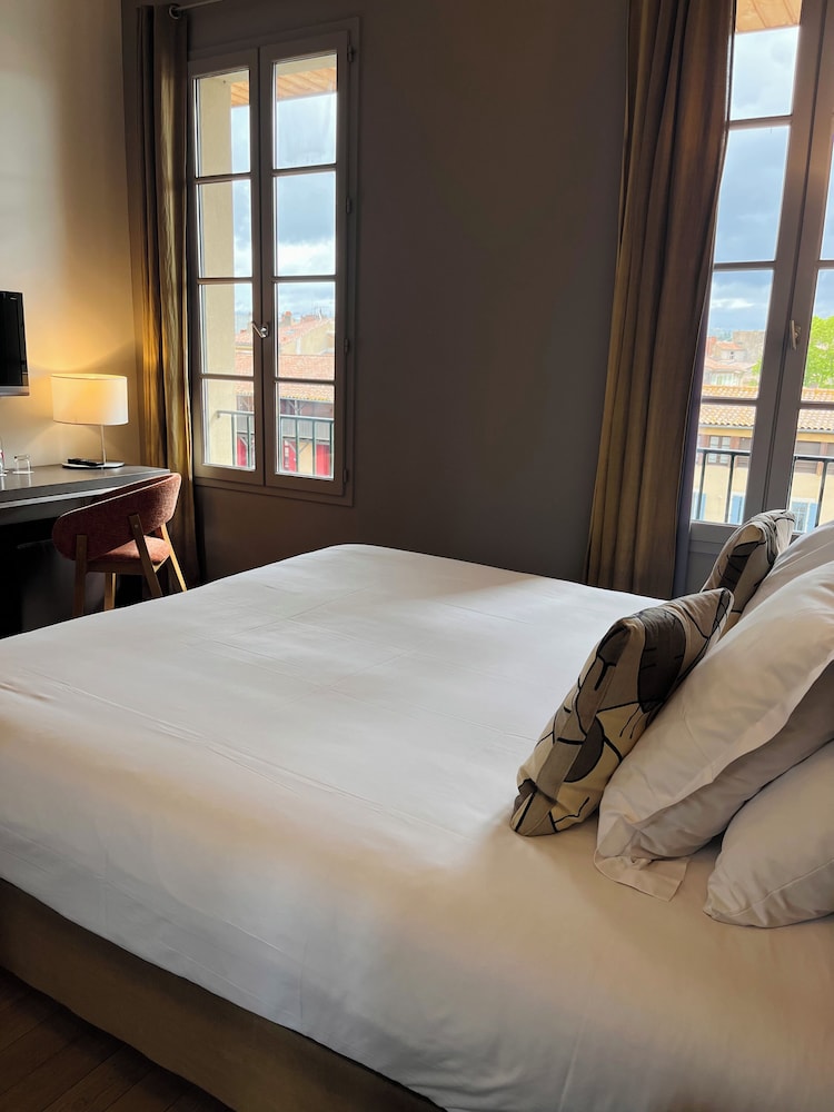 Deluxe Double Room, River View