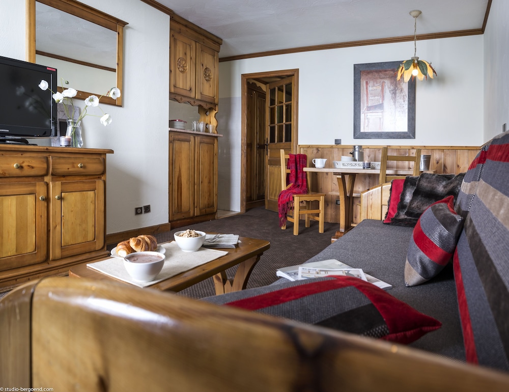2 Bedroom Apartment for 4 photo 1