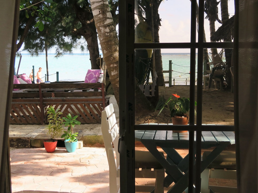 Double Room, 1 Queen Bed, Beach View, Beachfront